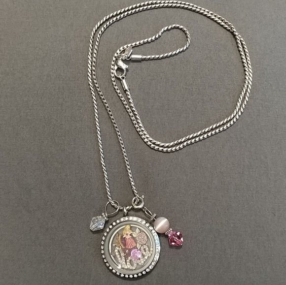 Origami Owl Disney Aurora Sleeping Beauty Locket Necklace Charms Crystals Set - Picture 2 of 16